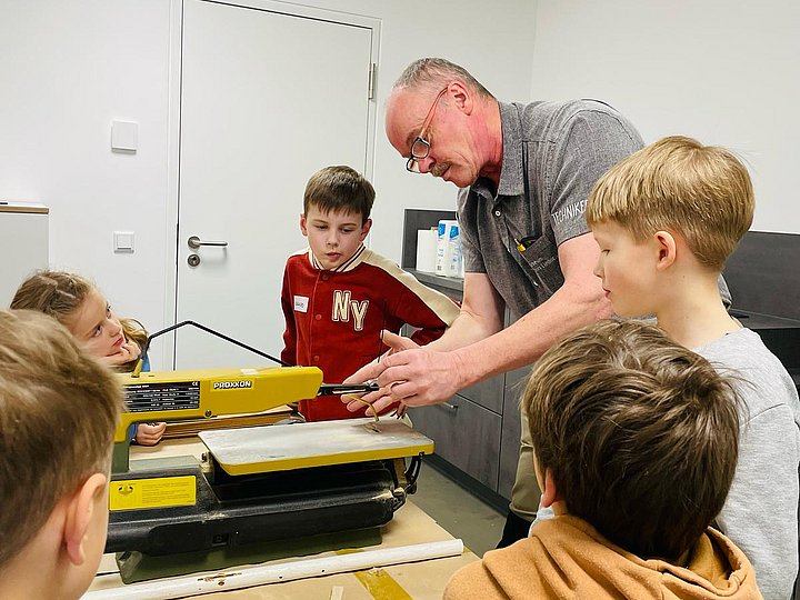 Die MuseumsKids bei einer Aktion im Museum Abtei Liesborn