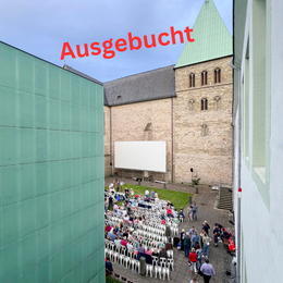 Open-Air-Kinonacht im Liesborner Kreuzgang