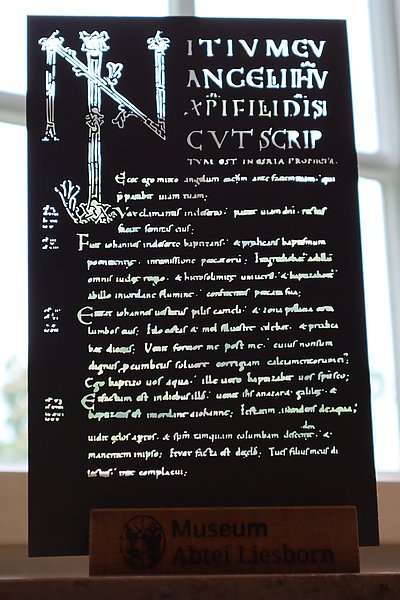 Stahlwand Beginn Markusevangelium