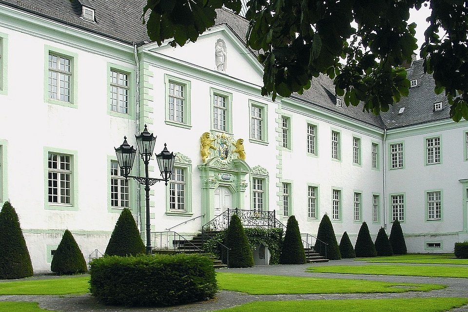 Der Haupteingang des Museums Abtei Liesborn
