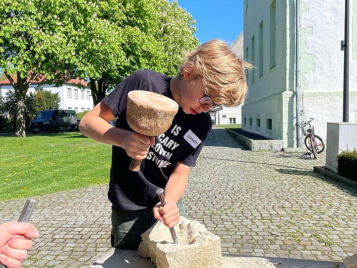 Die MuseumsKids bei einer Aktion im Museum Abtei Liesborn